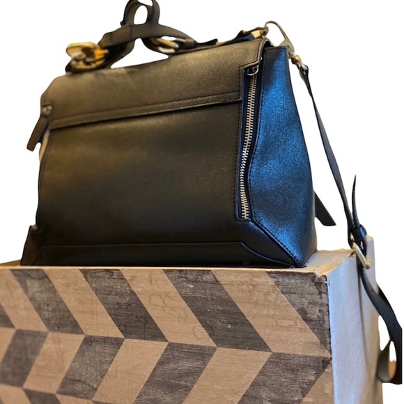 Jenrigo Saffiano Black Handbag - Picture 3 of 13